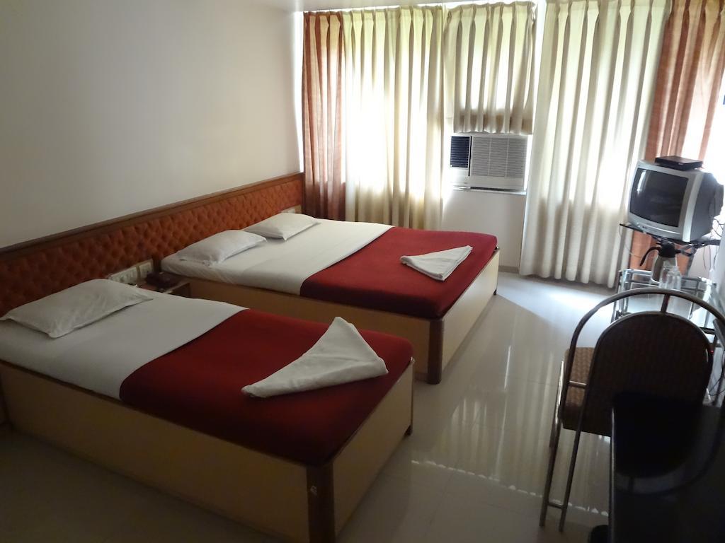 Hotel Ashwin Βομβάη Εξωτερικό φωτογραφία