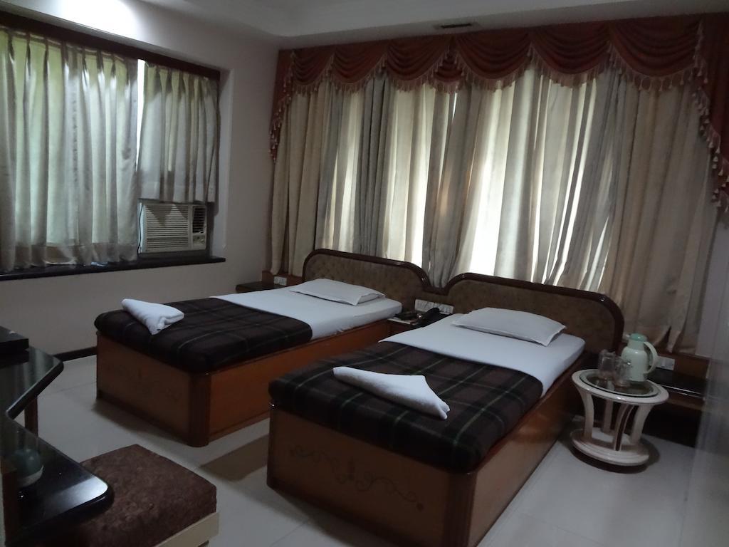 Hotel Ashwin Βομβάη Εξωτερικό φωτογραφία