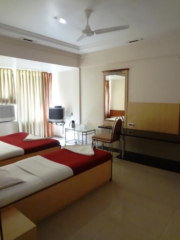Hotel Ashwin Βομβάη Εξωτερικό φωτογραφία